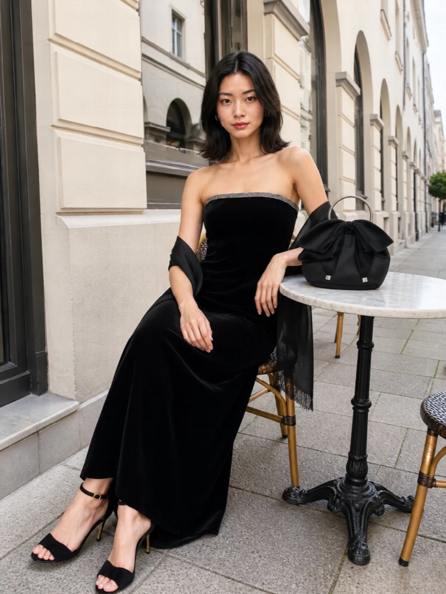 Self portrait velvet gown paris texas heels