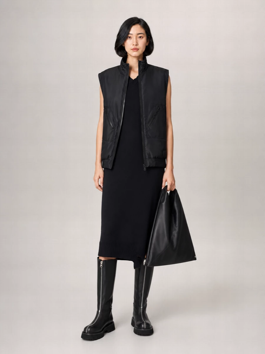 Mm6 Maison Margiela Nylon Sleeveless High-Neck Single-Breasted Coat