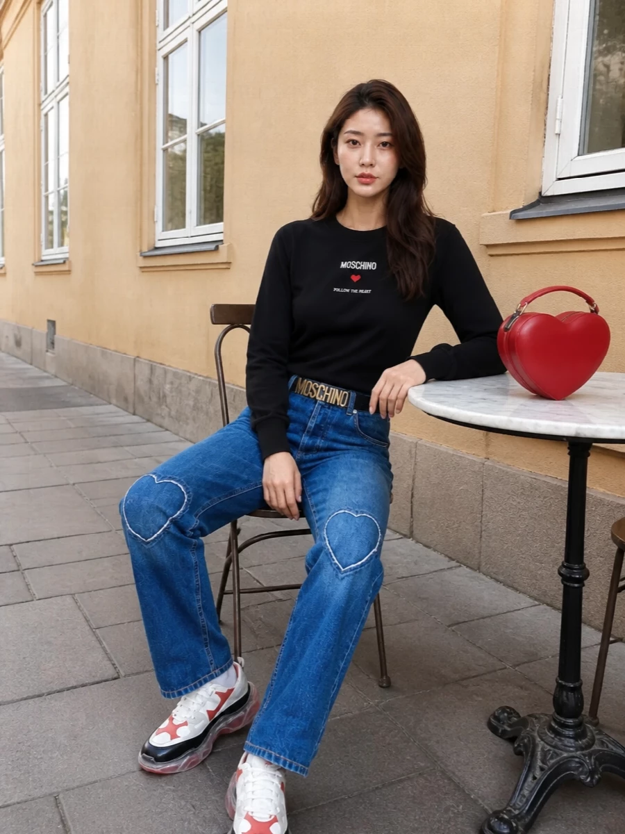 Moschino heart sweatshirt jeans red mini bag