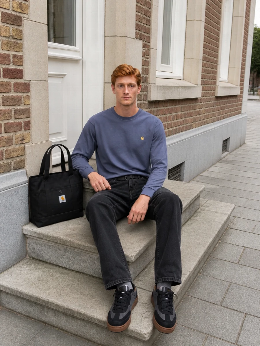Carhartt slate blue tee black jeans outfit