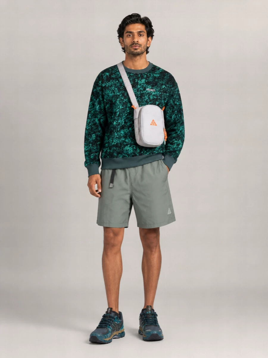 Nike Cotton Blend Abstract-Print Logo-Print Crewneck Sweatshirt