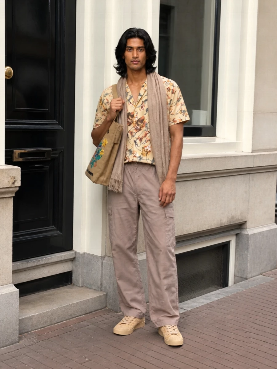 Kenzo floral shirt taupe cargo pants outfit
