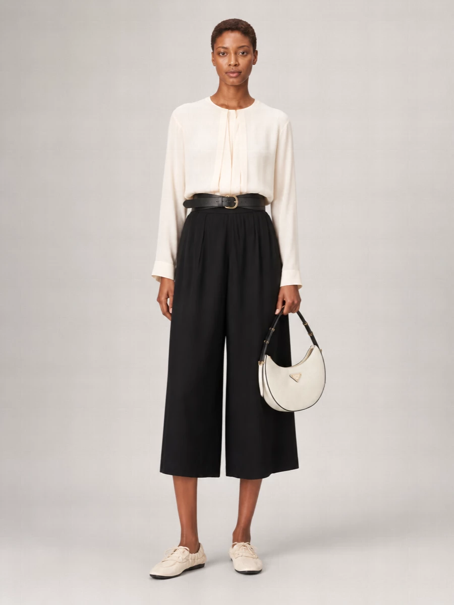 Emporio Armani Textured Wide-Leg Pleated Trousers