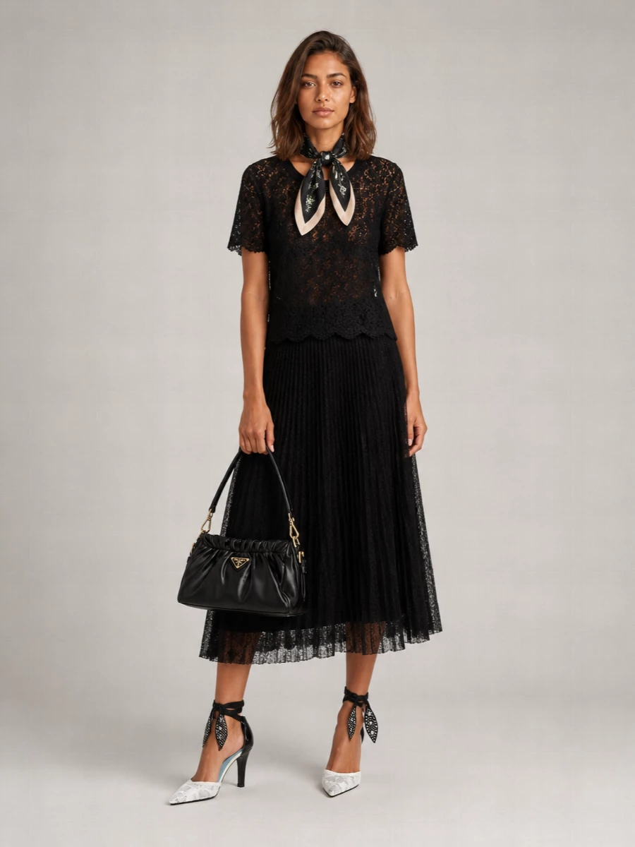 Valentino Garavani Lace And Leather Two-Tone Pumps