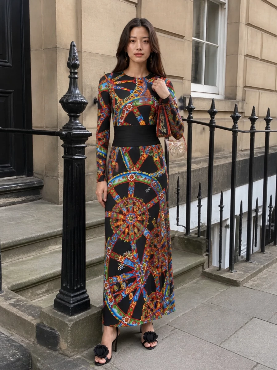 Dolce gabbana cartwheel print evening dress outfit