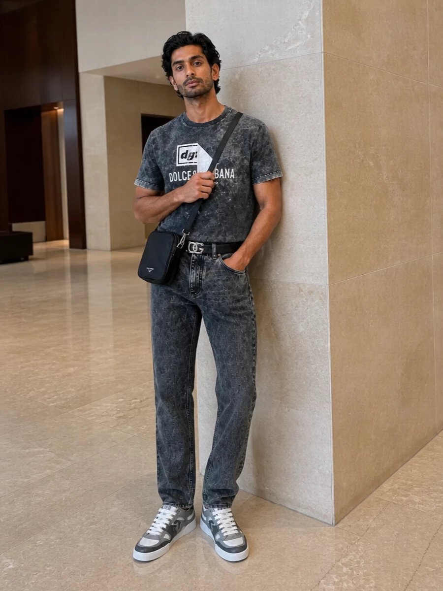 Dolce gabbana graphic tee washed black jeans