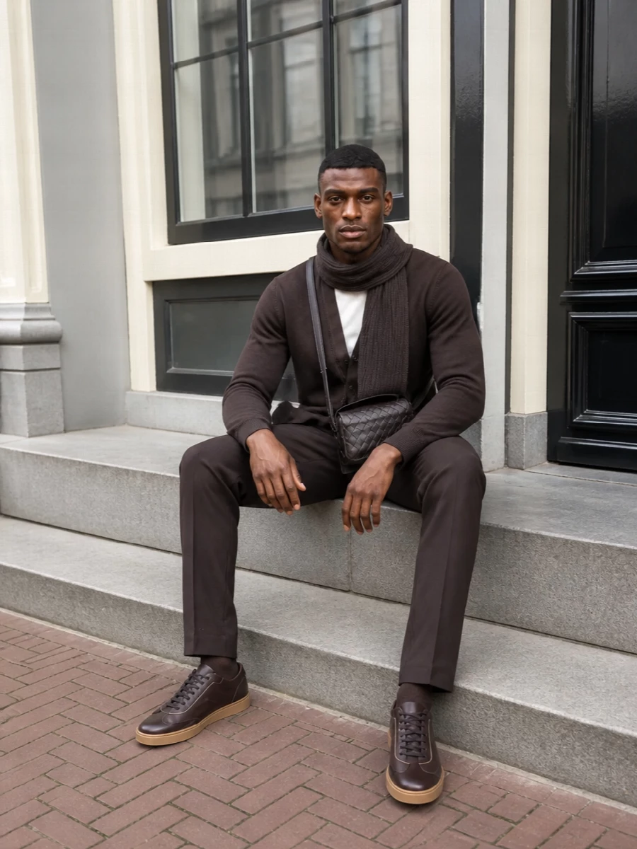 Brunello cucinelli brown cardigan tailored chinos