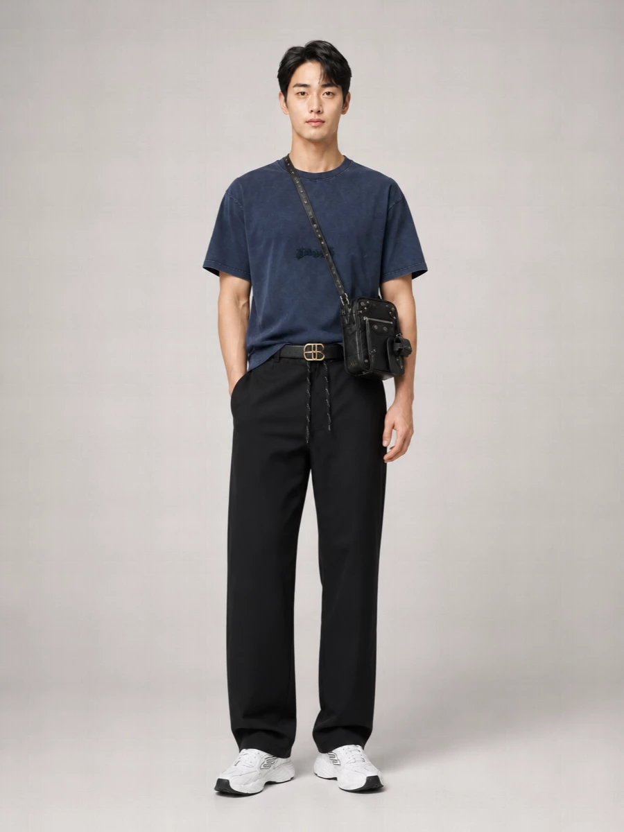 Balenciaga Logo-Embroidered T-Shirt