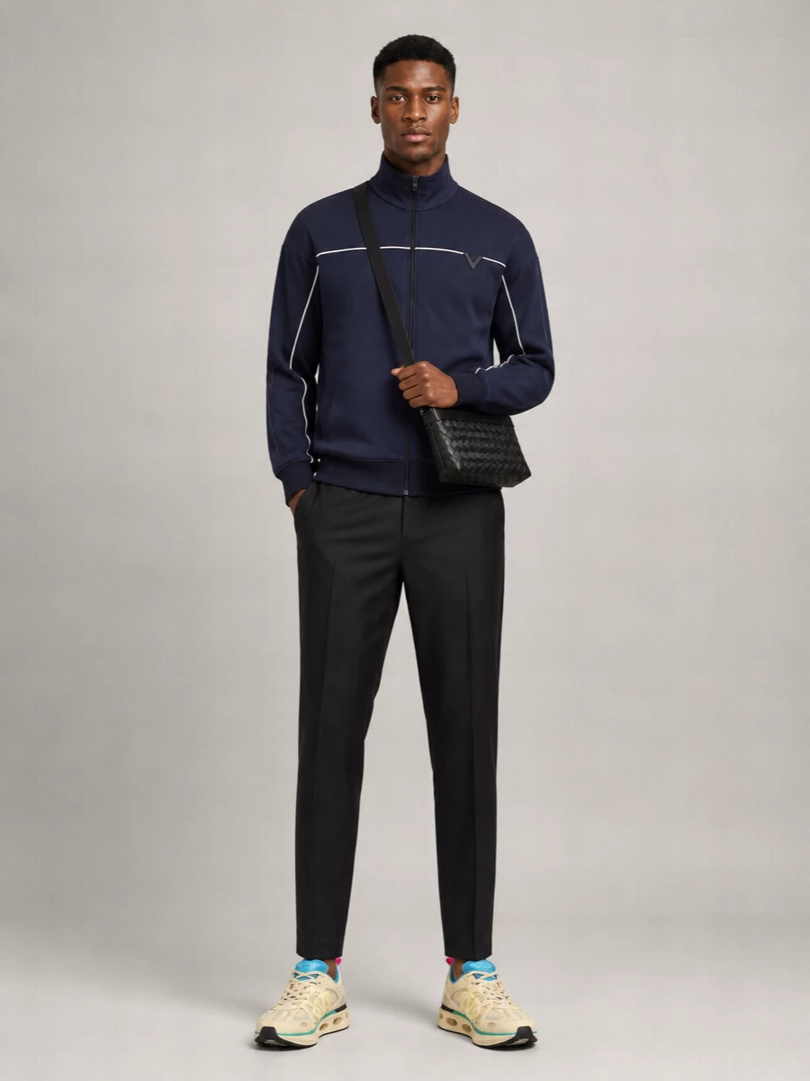 Valentino Garavani Leather Panelled Low-Top Sneakers