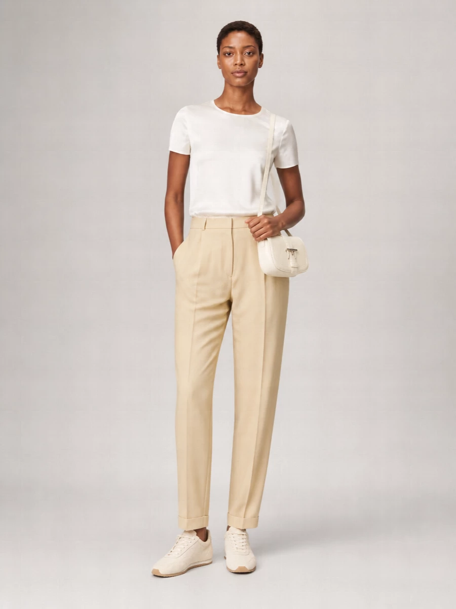Totême Leather Low-Top Sneakers