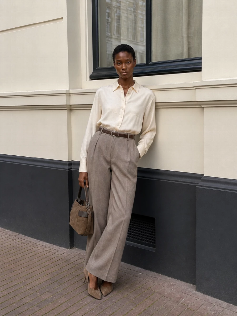 Brunello cucinelli taupe wide leg trousers outfit