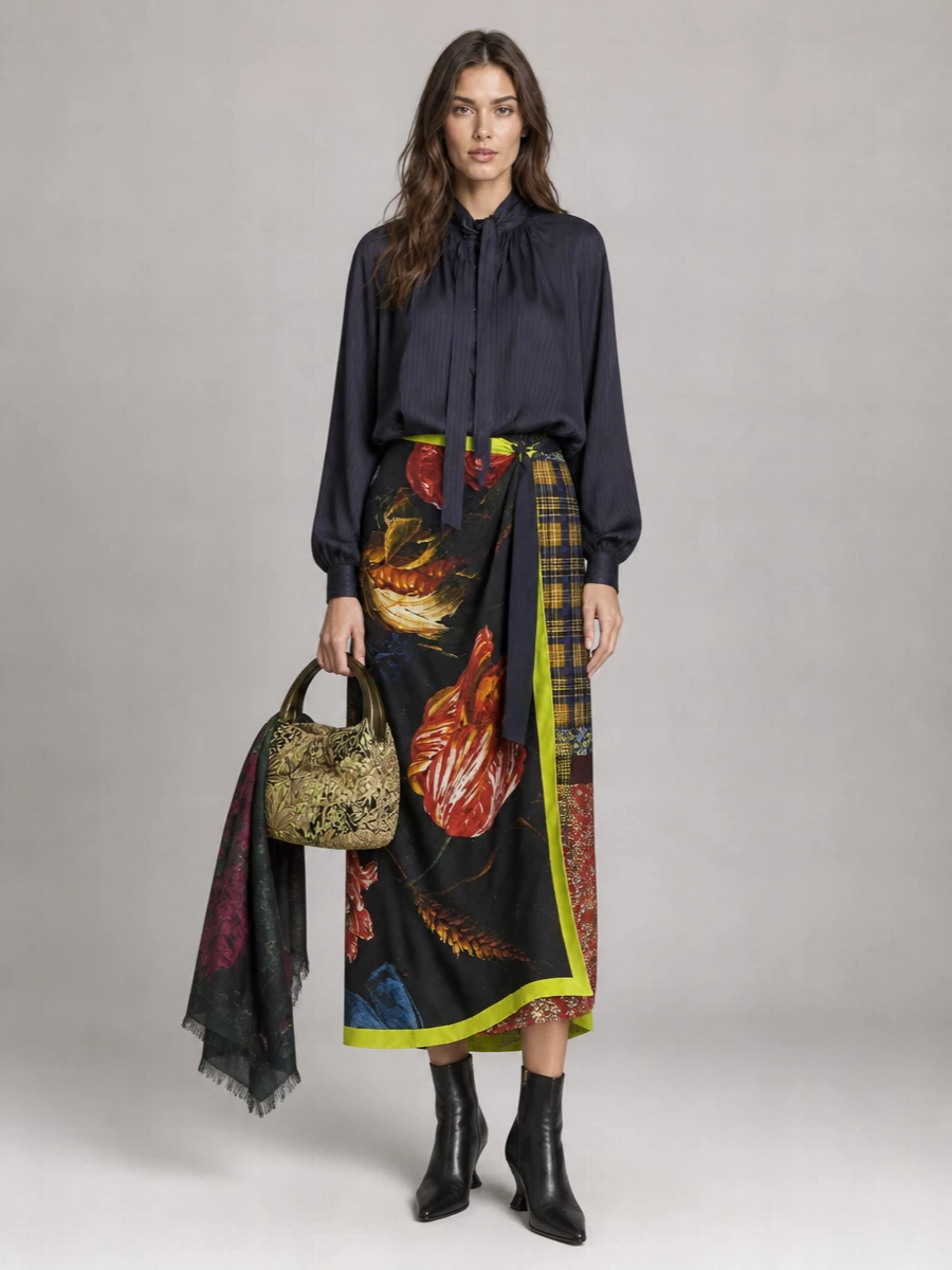 Faliero Sarti Cashmere Floral-Print Fine-Knit Scarf
