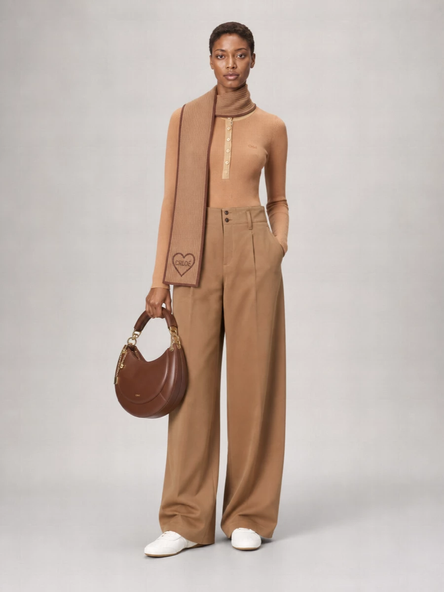 Chloé Leather Low-Top Sneakers