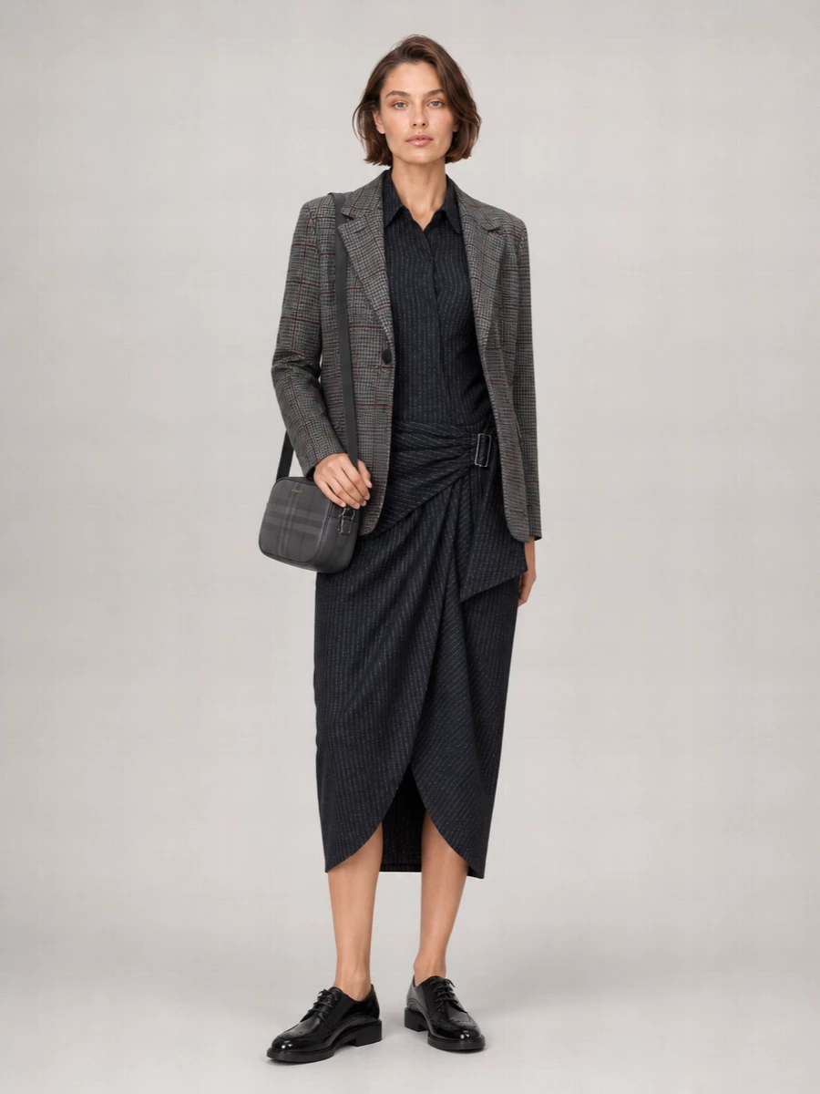 Harris Wharf London Fitted Jacket