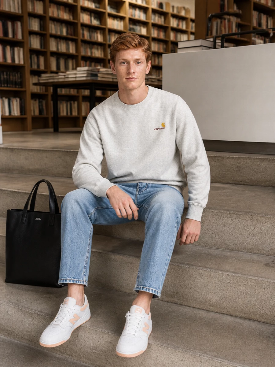 Carhartt jeans grey sweatshirt new balance sneakers