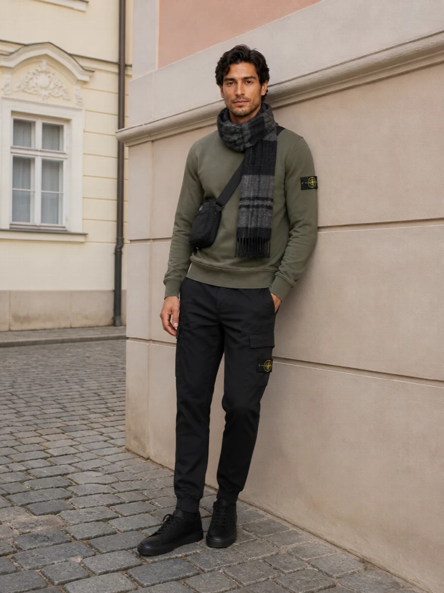 Stone island crewneck charcoal cargo outfit