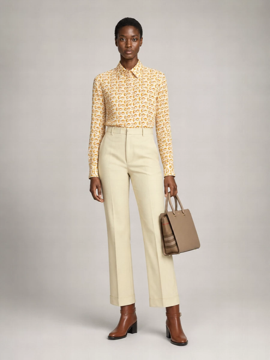 Burberry Banwell Tote Leather Tote Bag
