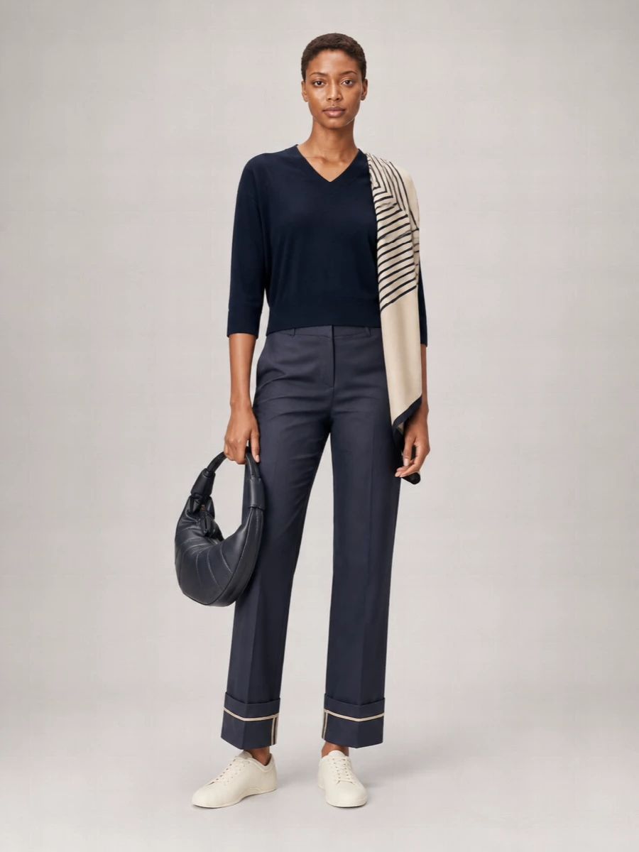 Herno V-Neckline Ribbed Hem T-Shirt With 3/4 Sleeves