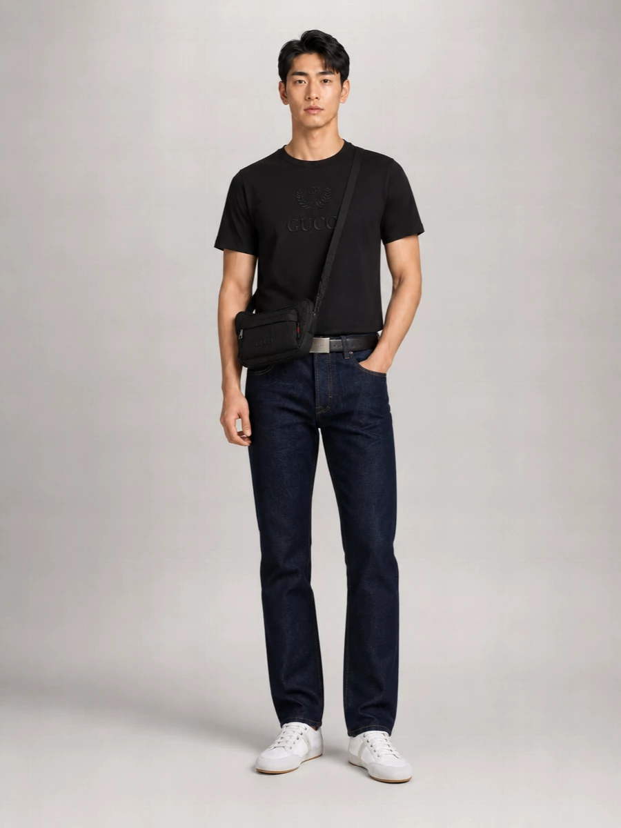 Gucci Logo Print T Shirt