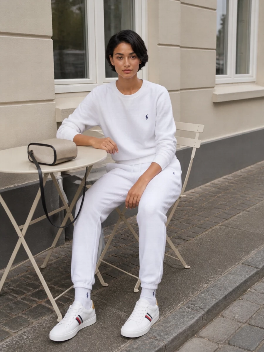 Polo ralph lauren white joggers outfit sneakers