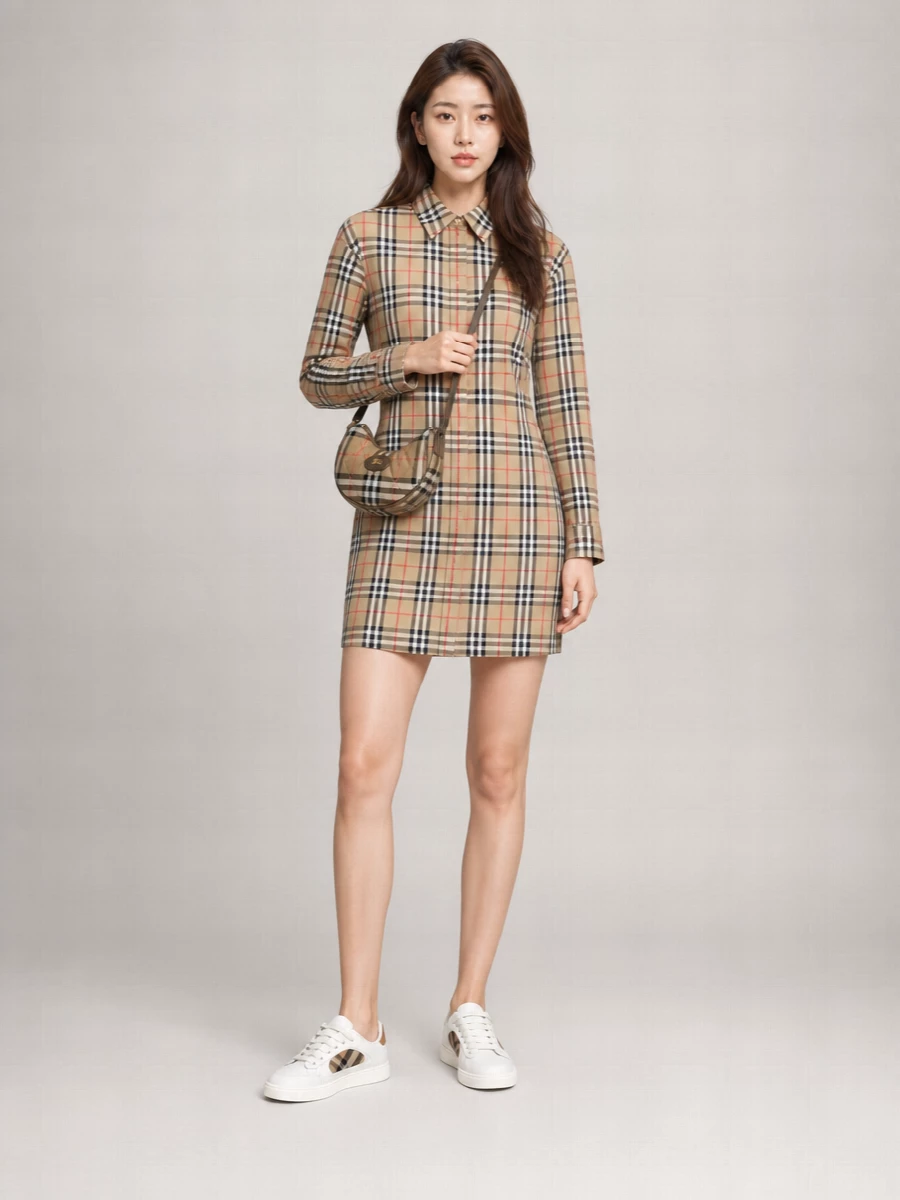 Burberry Sneakers Street Style Padded Collar