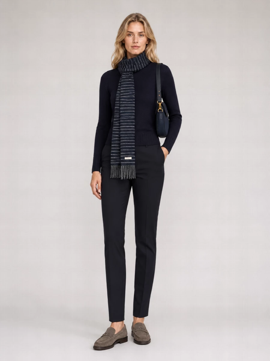 Drumohr Long Sleeve Ribbed Crew Neck Knit Sweater