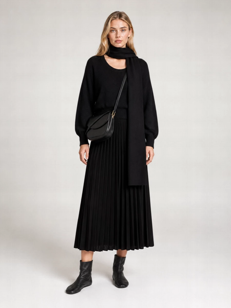 Lisa Yang Cashmere Off-Shoulder Long-Sleeve Sweatshirt