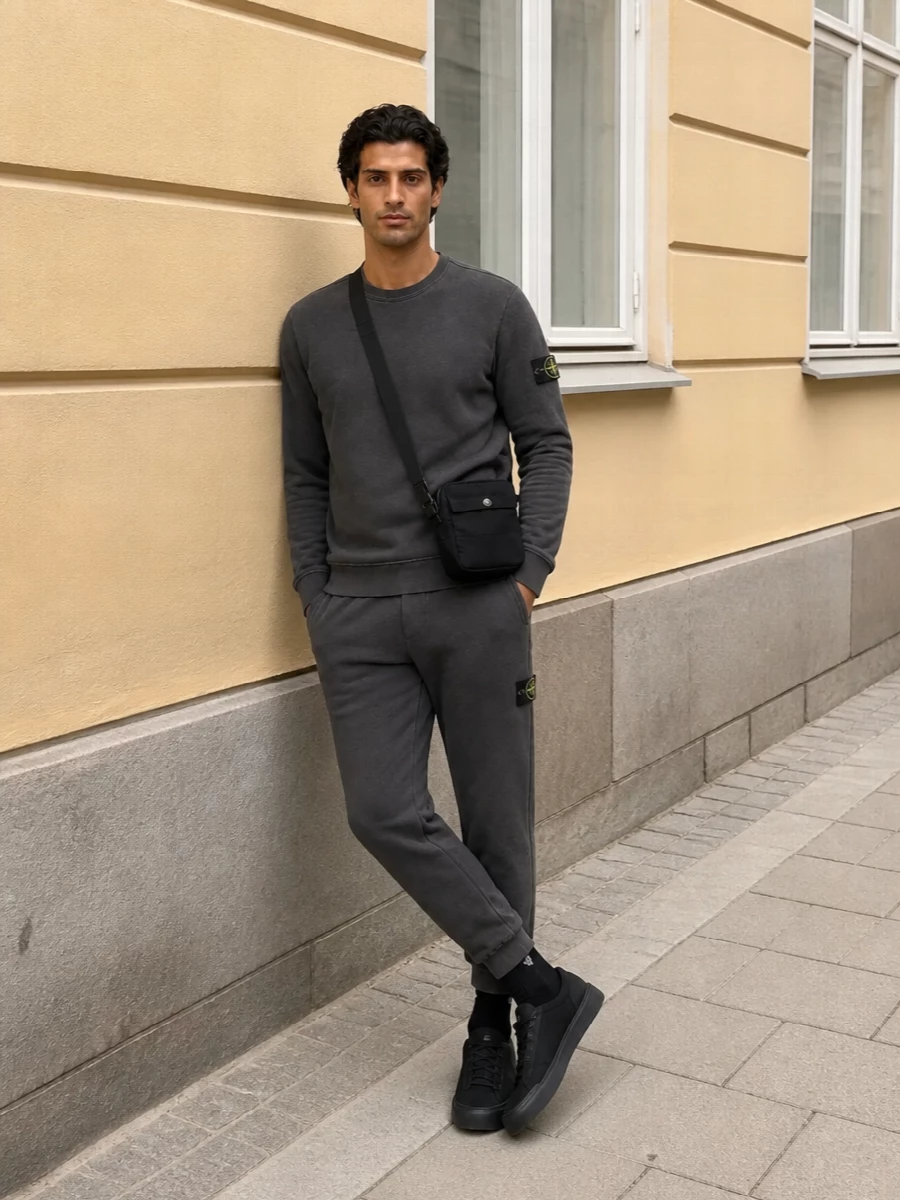 Stone island charcoal joggers black sneakers outfit